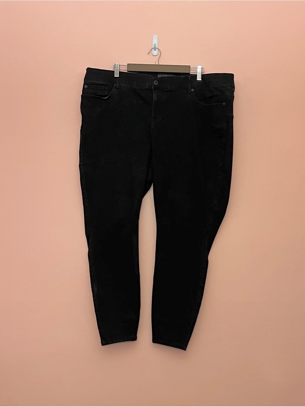 Torrid Black Bombshell Skinny Jeans Size 24 R